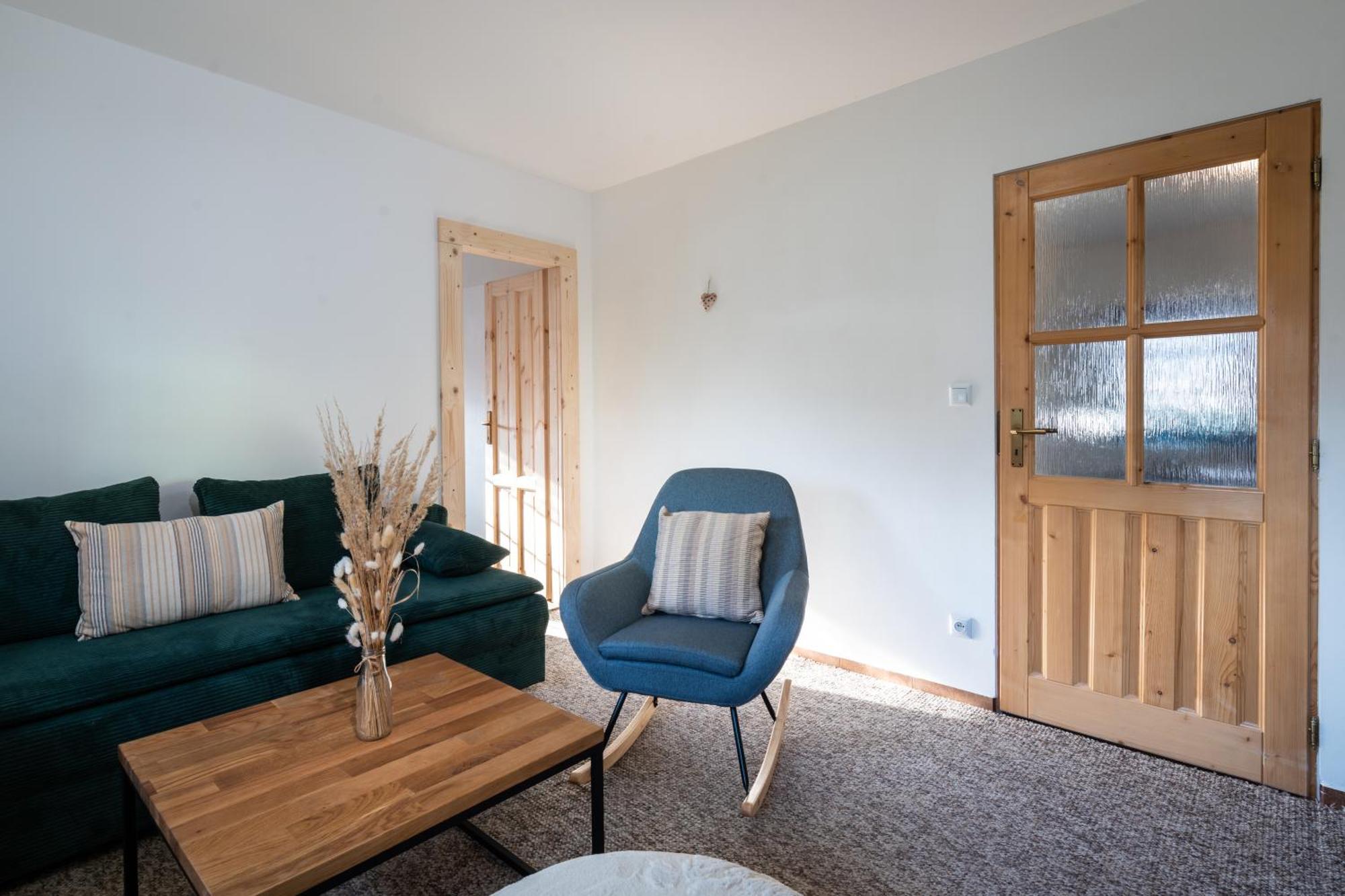 Piemonti Besenova Apartment ภายนอก รูปภาพ